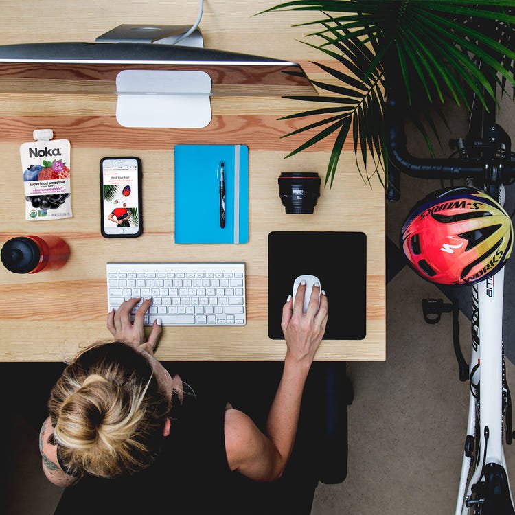 Stay on your game (and away from the vending machine) and power through that meeting marathon with our superfood smoothies that you can keep in your work bag, desk or fridge.